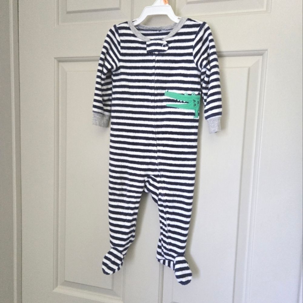 2/$15 Carters Striped Crocodile Sleeper Soze 9 M